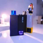 Relx-Creator積木煙彈系列於桌面場景下的設備細節與霧化美學